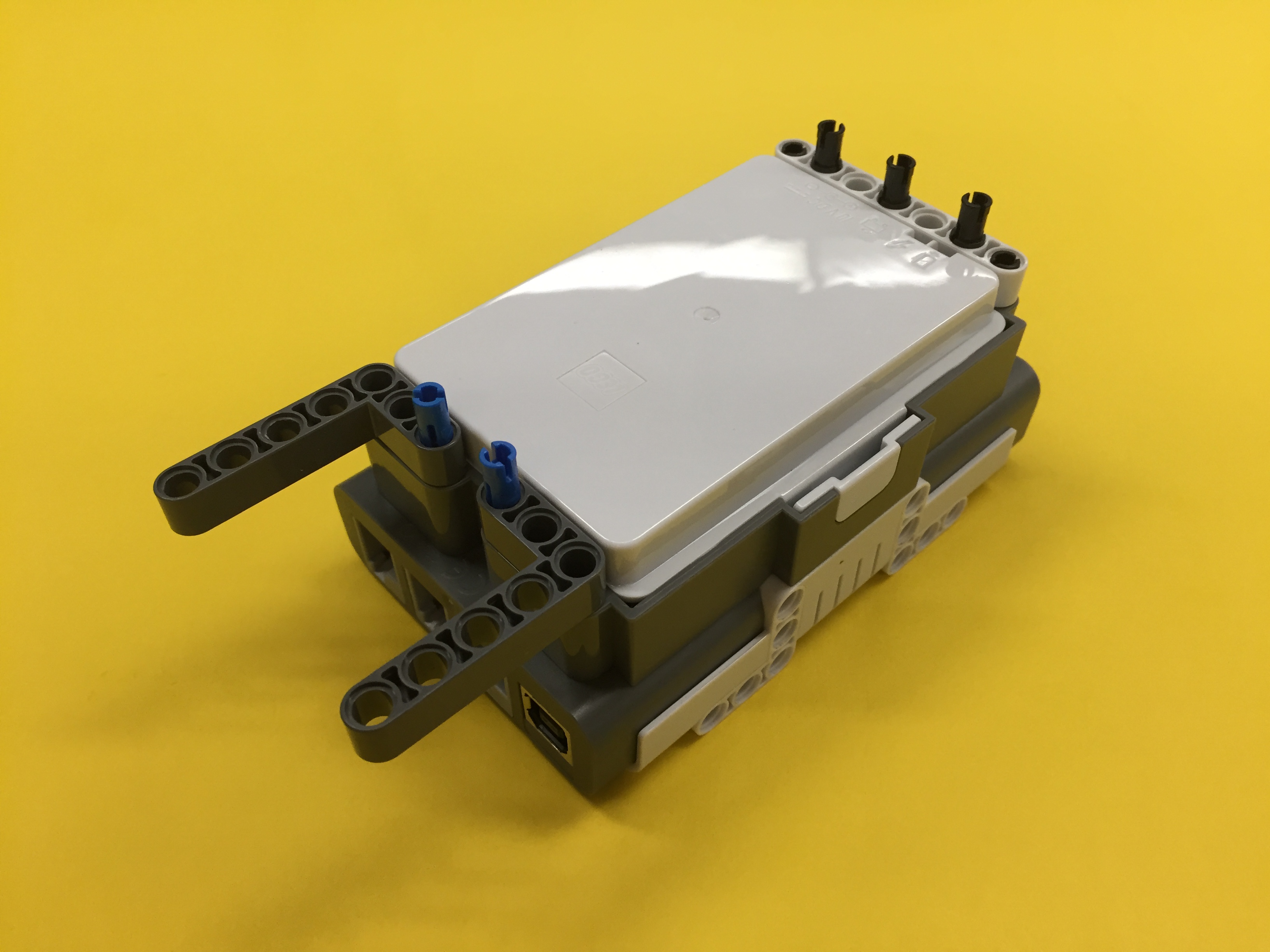 Picture: Line Following Robot Model
