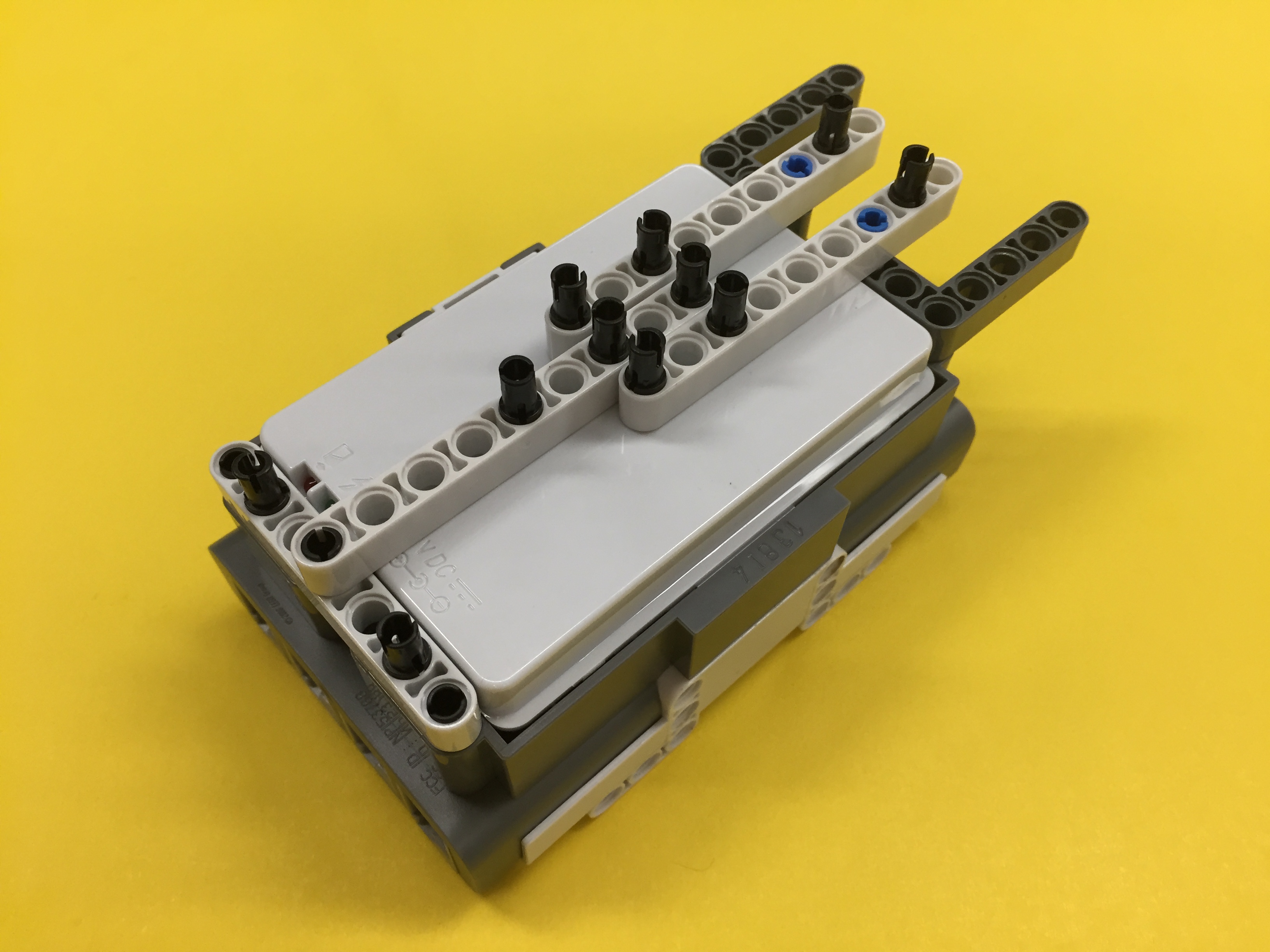 Picture: Line Following Robot Model