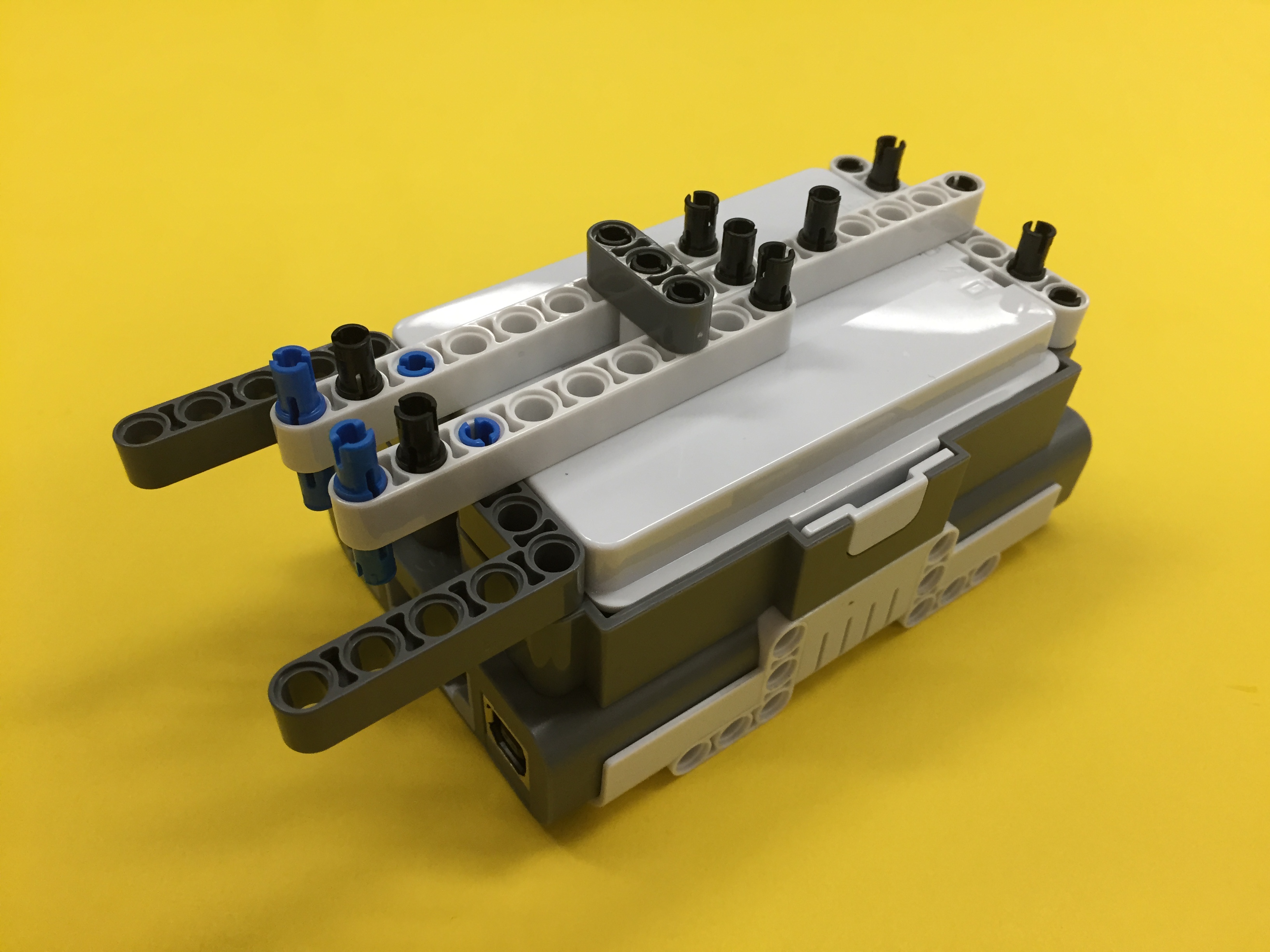 Picture: Line Following Robot Model